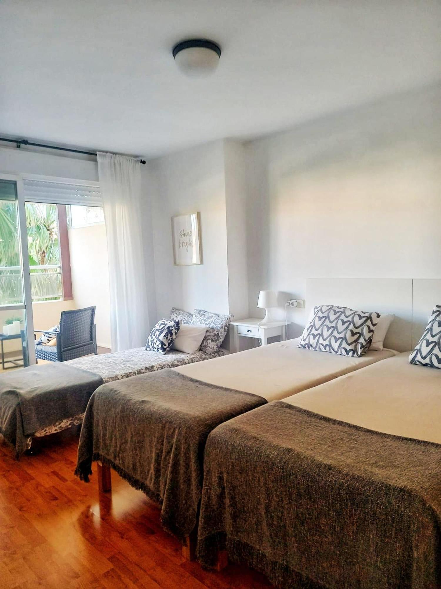 Calido Apartamento Con Gran Terraza Y Vistas A 600 Metros Del Mar Benalmádena Zewnętrze zdjęcie